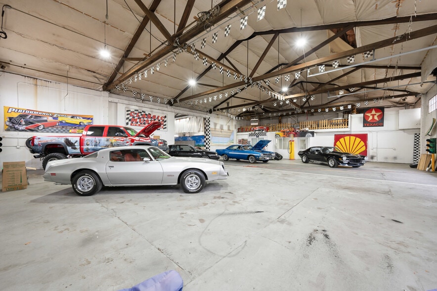 More Photos Of 3521 Franklin Blvd, Eugene Auto Dealership For Sale