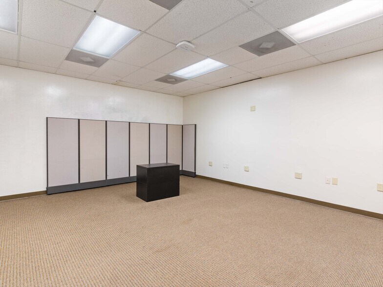 More Photos Of 86 Asheland Ave, Asheville Medical For Lease