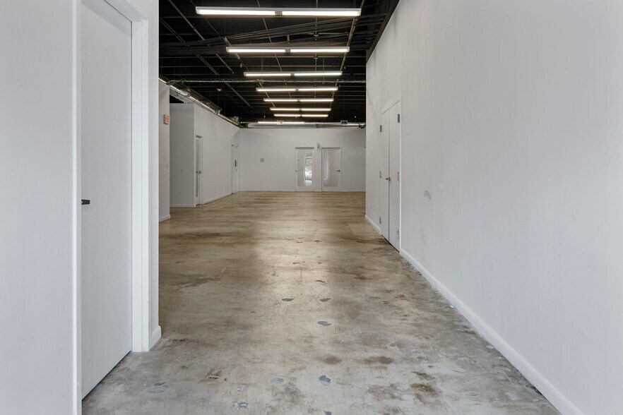 More Photos Of 2750 NW 3rd Ave, Miami Storefront Retail Office For Lease