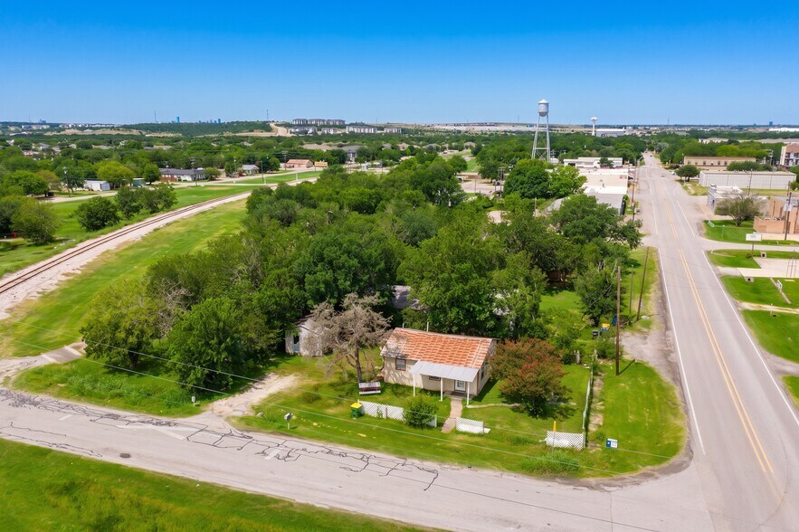 Primary Photo Of 310 E Parsons St, Manor Land For Sale