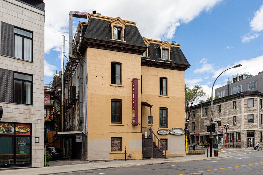 20002006 SaintDenis Rue, Montréal, QC H2X 3K7 Hospitality For Lease