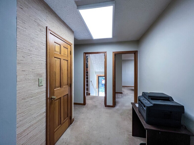 More Photos Of 300 Worcester Rd, Framingham Office For Sale