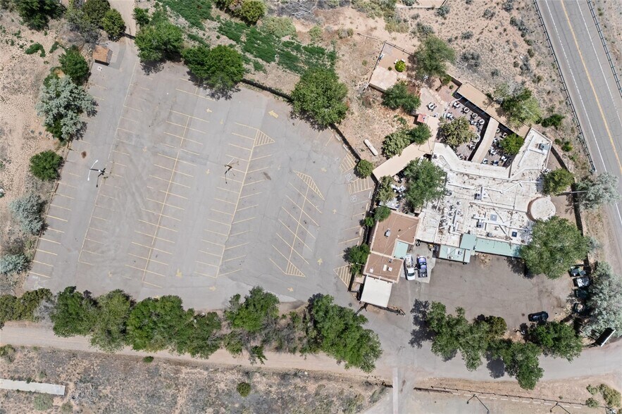 More Photos Of 4 Banana Ln, Santa Fe Restaurant For Sale