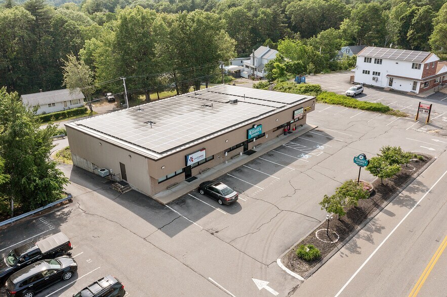 More Photos Of 67 Whalon St, Fitchburg Storefront For Lease