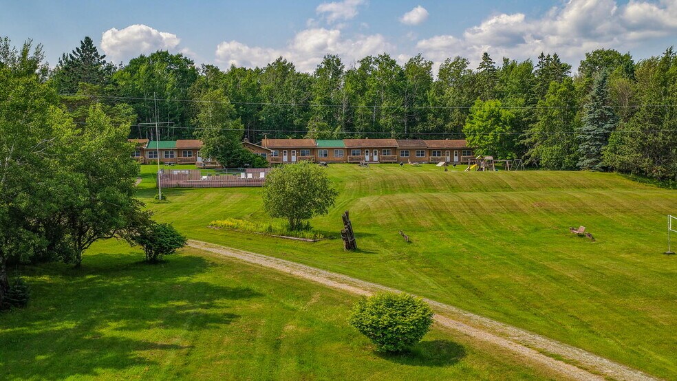 More Photos Of 9000 Congdon Blvd, Duluth Hotel For Sale