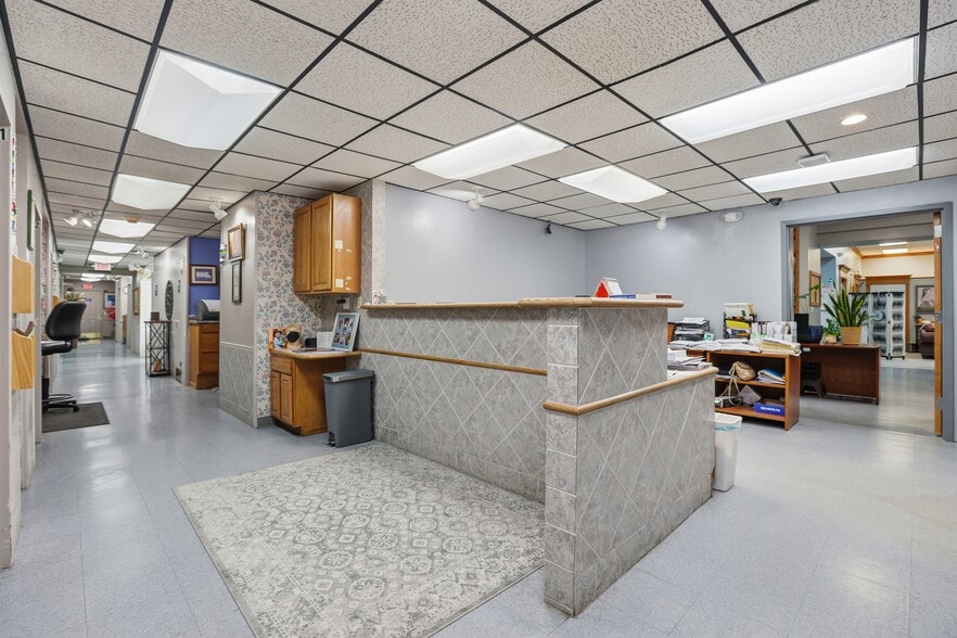 More Photos Of 801 S Washington St, Stillwater Healthcare For Sale