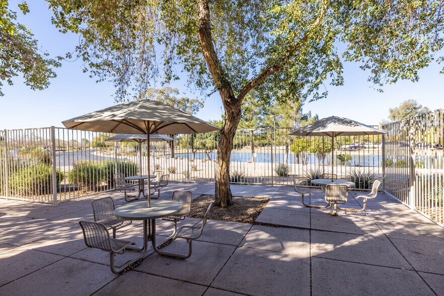 More Photos Of 8700 S Price Rd, Tempe Office For Lease