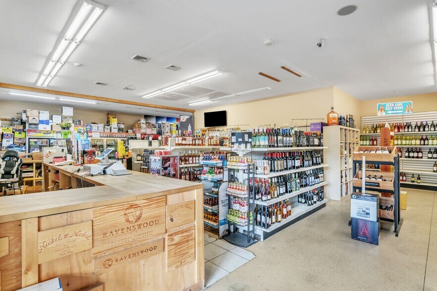 More Photos Of 103 Main St, Somers Freestanding For Sale