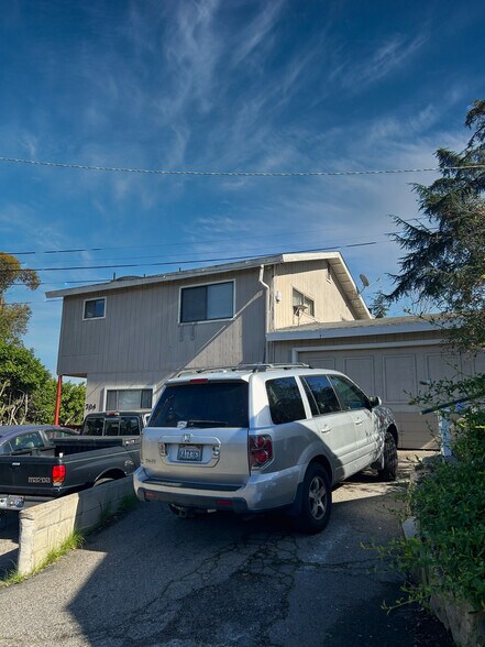 More Photos Of 702 E Vista Way, Vista Multifamily For Sale