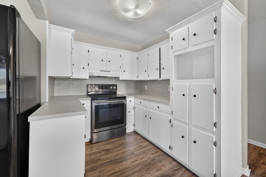 More Photos Of 505 Bub Hayner Rd, Karnack Apartments For Sale