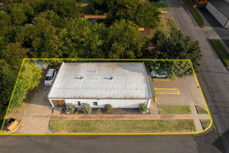 More Photos Of 2710 Grant St, Wichita Falls Freestanding For Sale