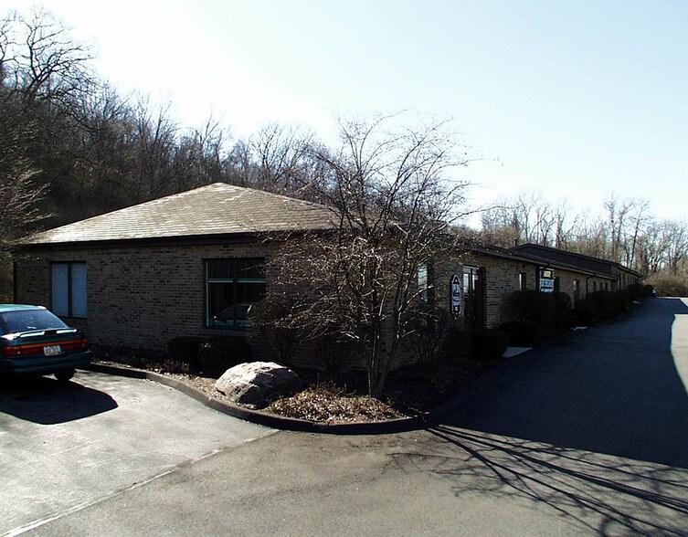 More Photos Of 10671-10800 McSwain Dr, Sharonville Loft Creative Space For Lease