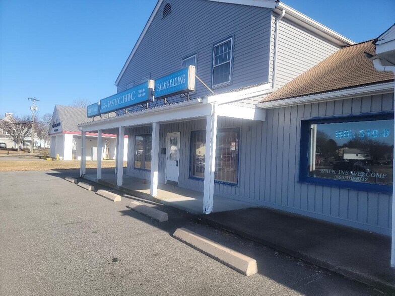 More Photos Of 880 Boston Post Rd, Old Saybrook Unknown For Lease