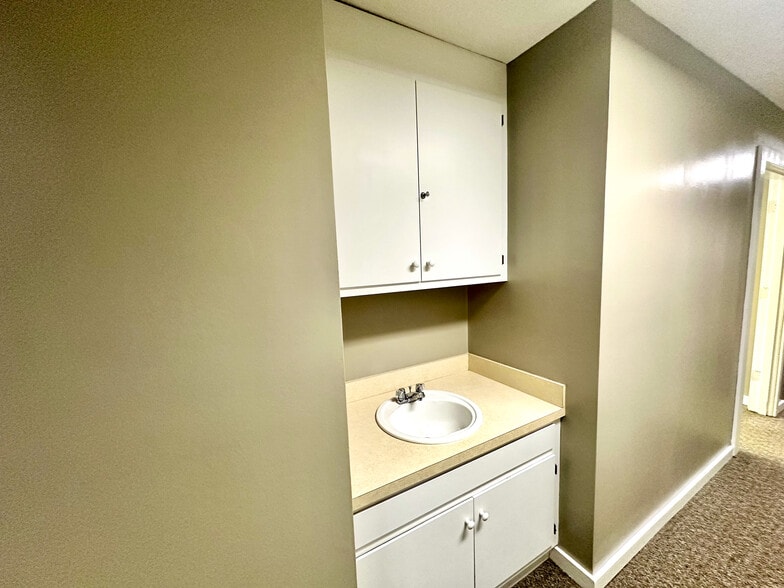 More Photos Of 8028 Myrtle Trace Dr, Conway Medical For Lease