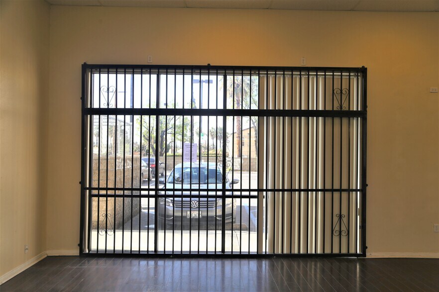 More Photos Of 2308 University Ave, Riverside Freestanding For Lease