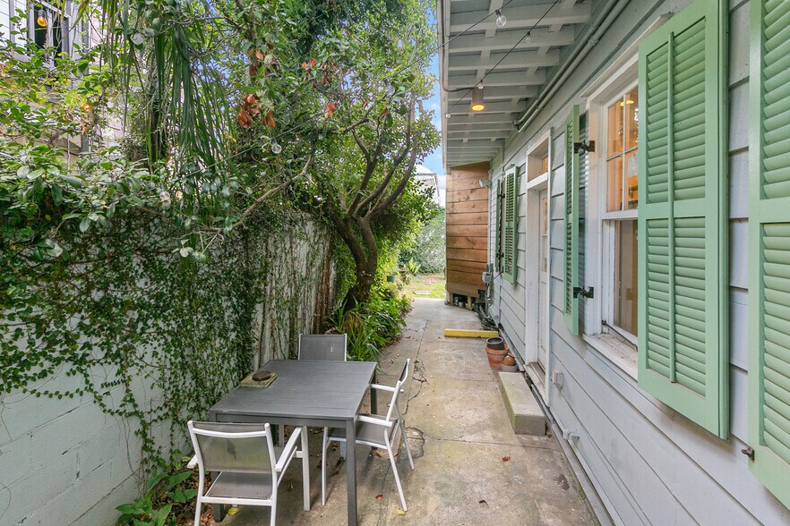 More Photos Of 2702 Chartres St, New Orleans Storefront Retail Residential For Sale