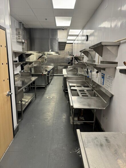 More Photos Of 1565 Raleigh St, Denver Apartments For Lease