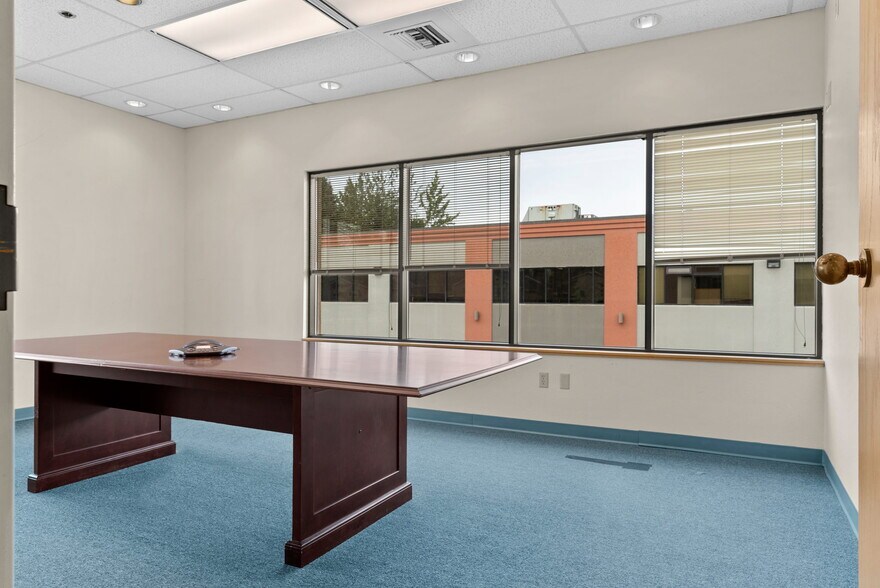 Primary Photo Of 4450 Cordova, Anchorage Office For Lease