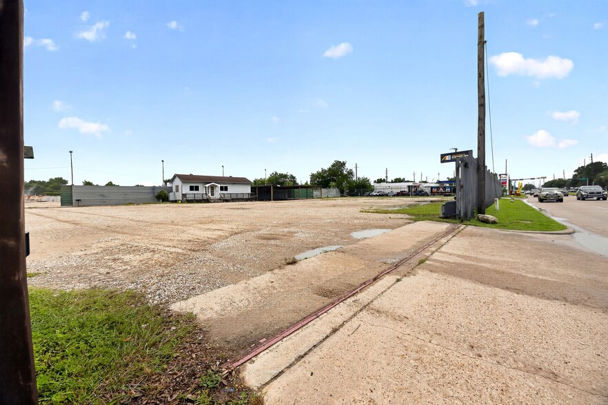More Photos Of 12222 N Houston Rosslyn Rd, Houston Land For Lease