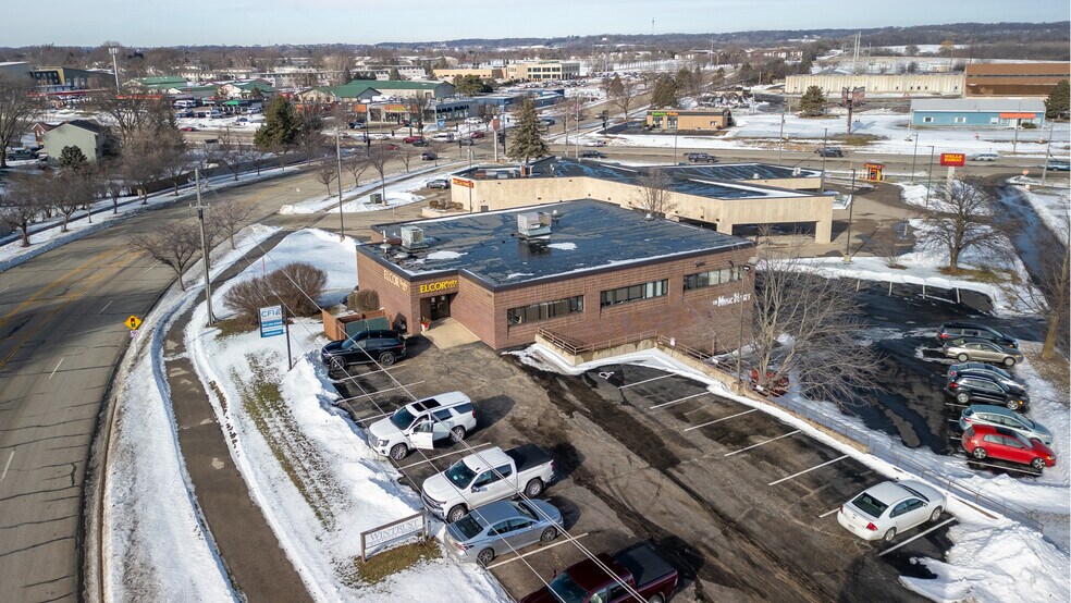 More Photos Of 3552 W River Pky NW, Rochester Storefront Retail Office For Sale