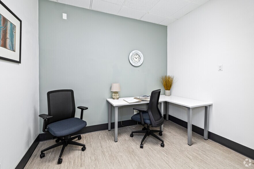 Photo of 1st Floor Ste Office for 2