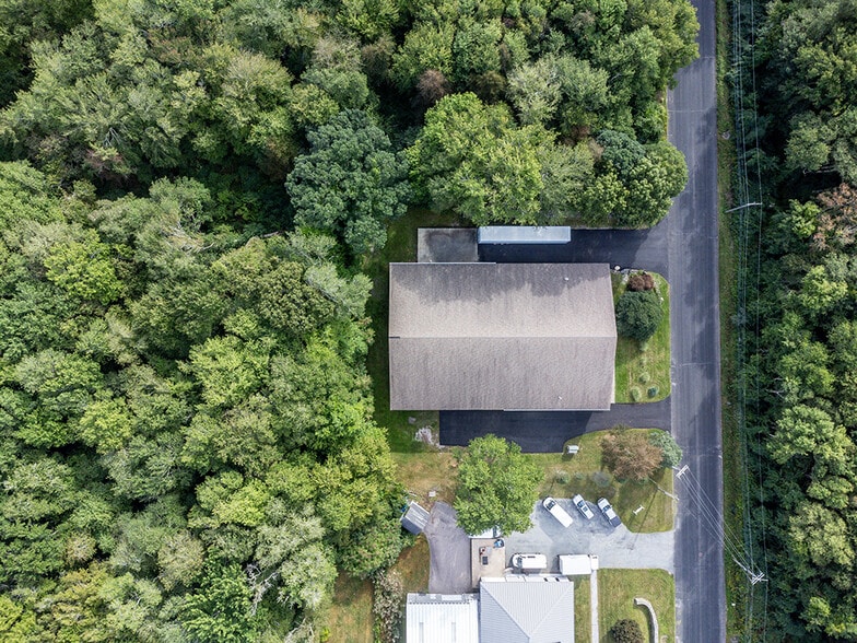More Photos Of 102 Dean Knauss Dr, Narragansett Warehouse For Lease