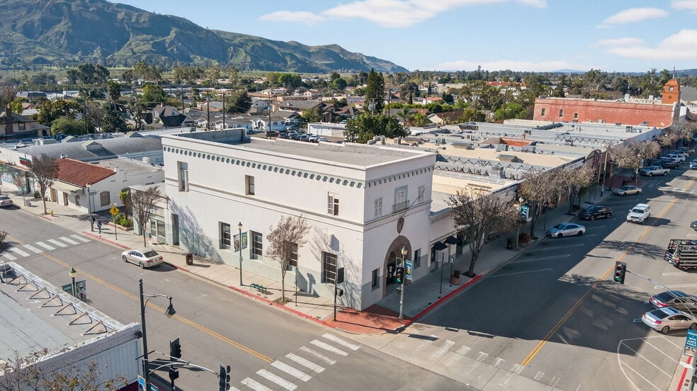 More Photos Of 948 E Main St, Santa Paula Bank For Sale