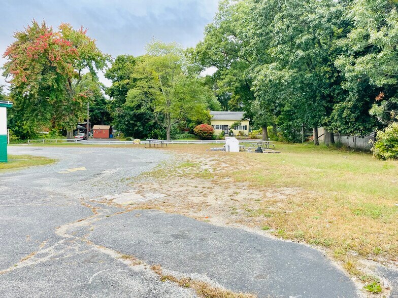 More Photos Of 775 Washington St, South Attleboro Freestanding For Sale