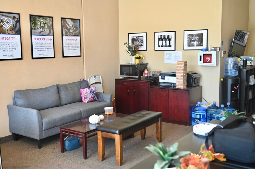 More Photos Of 2758 Danley Ct, Paso Robles Warehouse For Lease