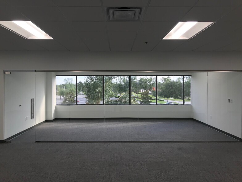 More Photos Of 5900 Lake Ellenor Dr, Orlando Office For Sale