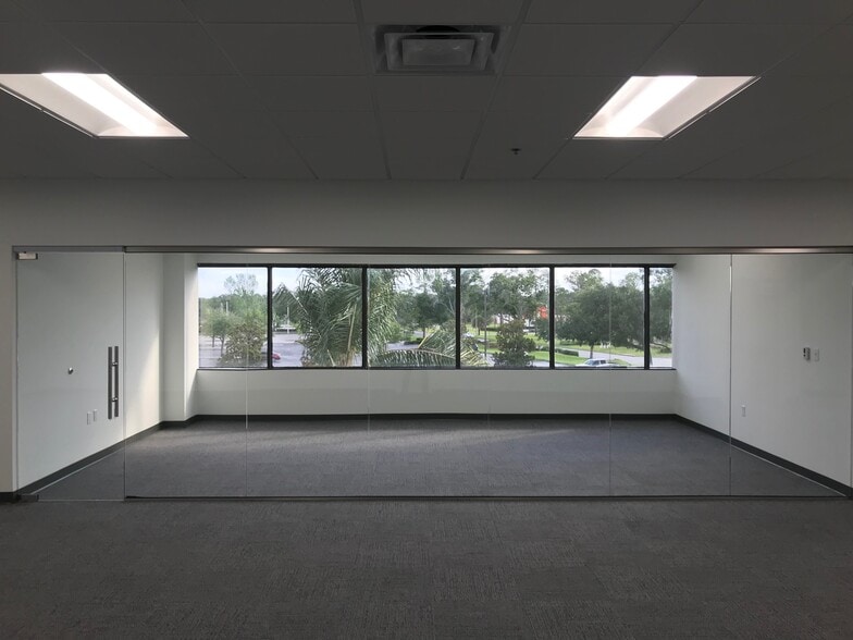 More Photos Of 5900 Lake Ellenor Dr, Orlando Office For Lease