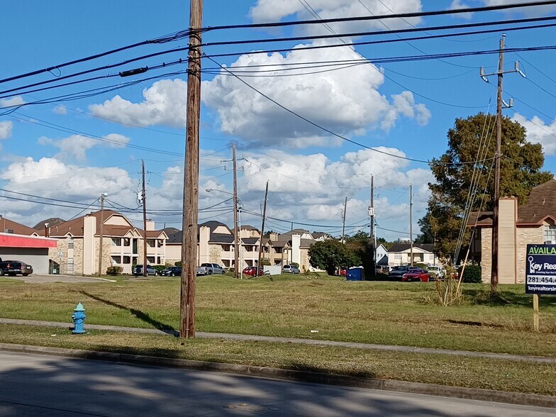 More Photos Of 1315 Houston, Humble Land For Sale
