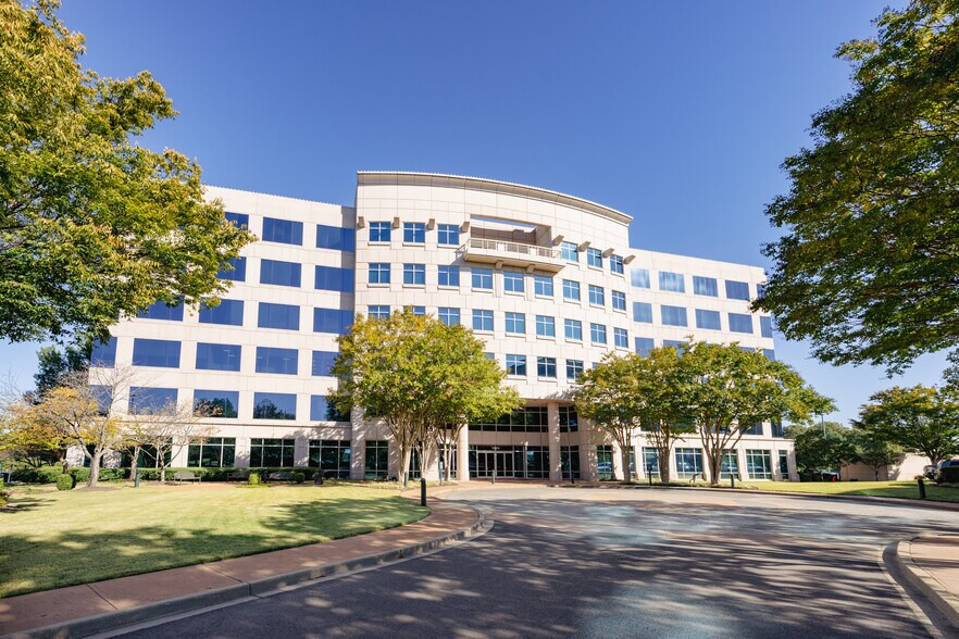Primary Photo Of 1000 Ridgeway Loop, Memphis Office For Lease