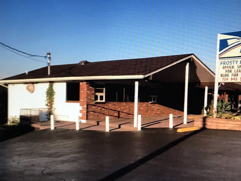 More Photos Of 1910 E National Pike, Scenery Hill Storefront Retail Office For Lease