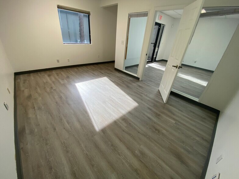 More Photos Of 13555 Automobile Blvd, Clearwater Medical For Lease