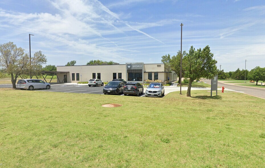 Primary Photo Of 10001 Broadway Ext, Oklahoma City Medical For Lease