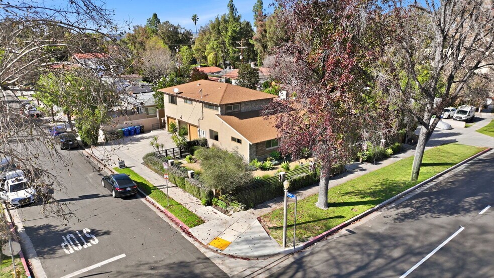 Primary Photo Of 5237 Topanga Canyon Blvd, Woodland Hills Multifamily For Sale
