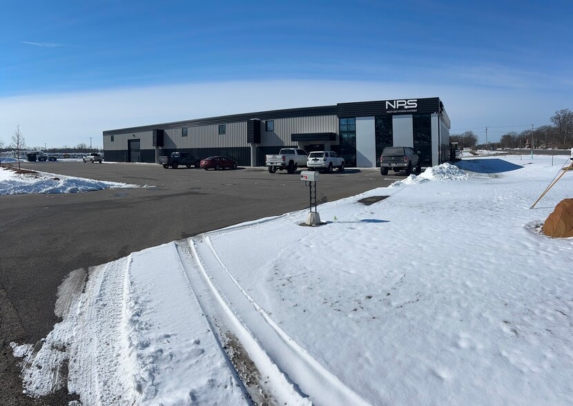 Primary Photo Of 1827 County Road 6 E, Elkhart Warehouse For Lease