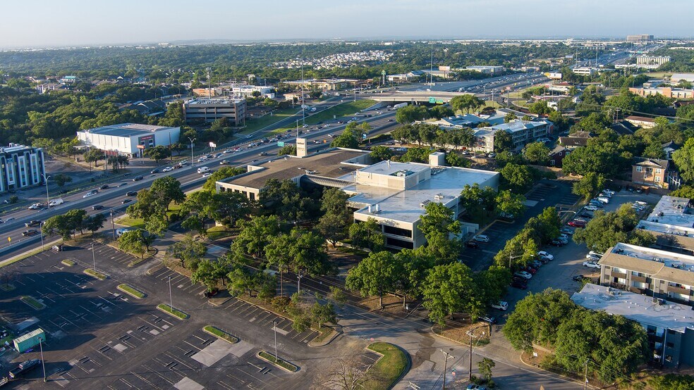 More Photos Of 2100 S Interstate 35 S, Austin Office For Lease