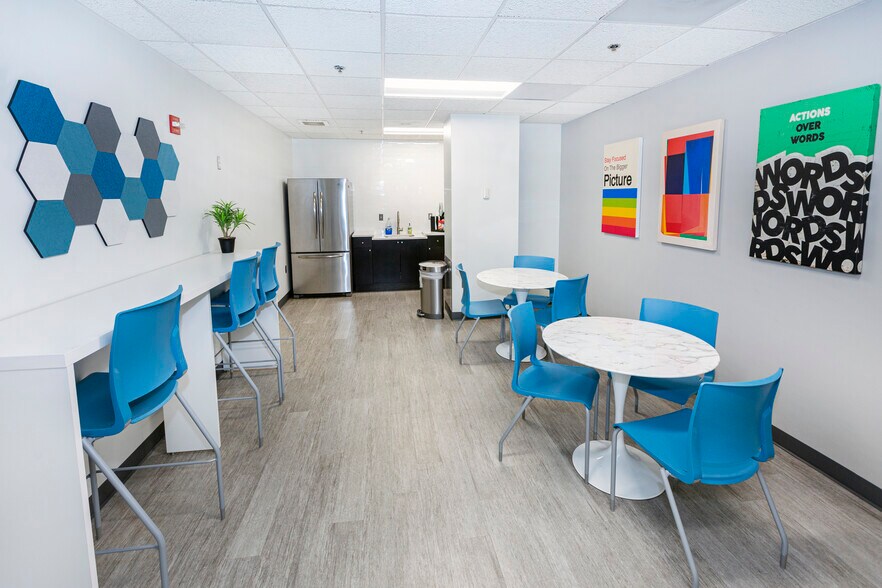 More Photos Of 3975 Fair Ridge Dr, Fairfax Office For Sale