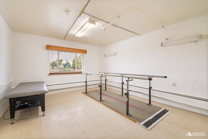 More Photos Of 323 W 9th Ave, Yuma Assisted Living For Sale