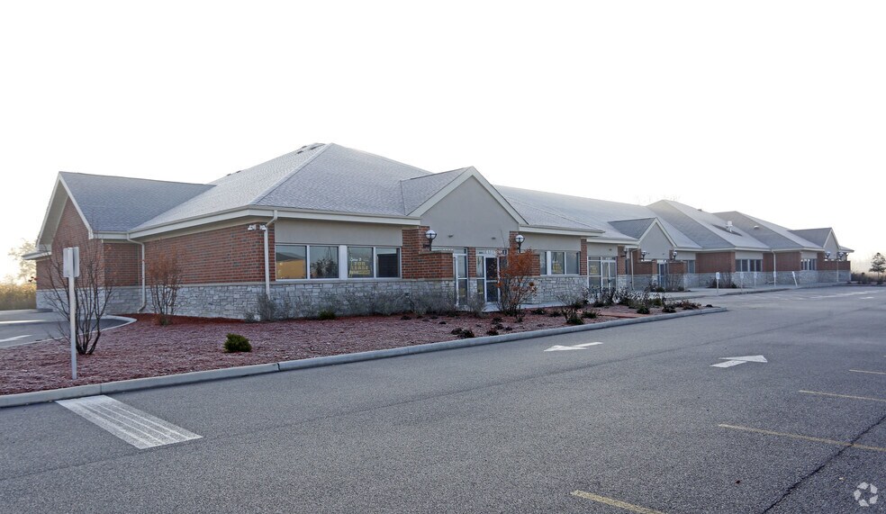 More Photos Of 6187 Marcella Blvd, Hobart Medical For Lease