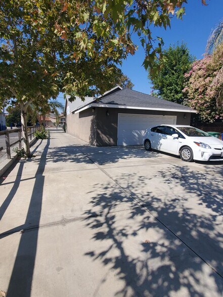 More Photos Of 1272 4th St, Los Banos Office For Lease