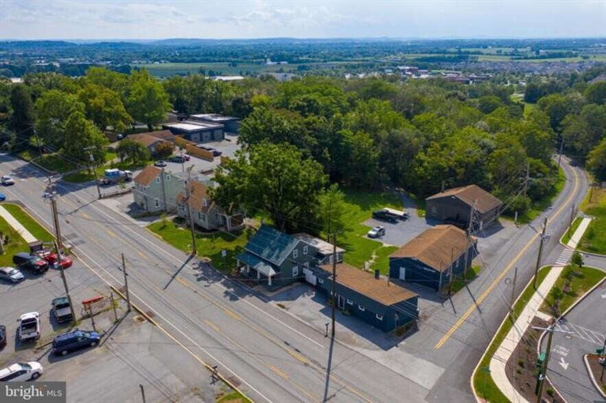 More Photos Of 938 Lititz Pike, Lititz Flex For Sale