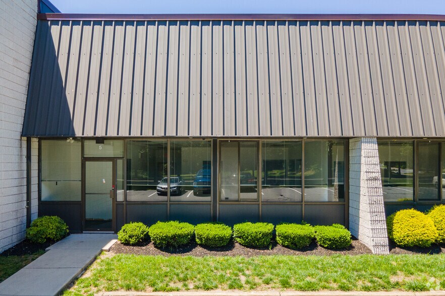 More Photos Of 1819 Underwood Blvd, Delran Light Distribution For Lease