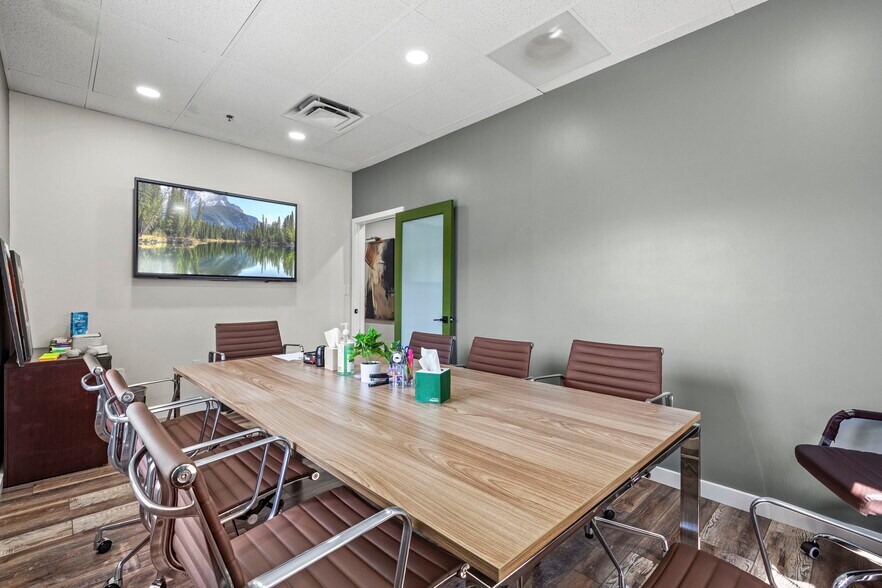 More Photos Of 14230 Park Center Dr, Laurel Office For Lease