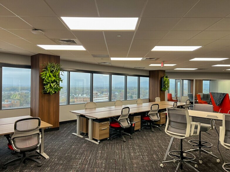 More Photos Of 55 Beattie Pl, Greenville Office For Lease