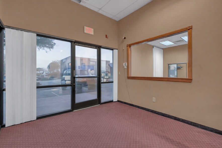 More Photos Of 3748 Civic Center Dr, North Las Vegas Light Manufacturing For Sale