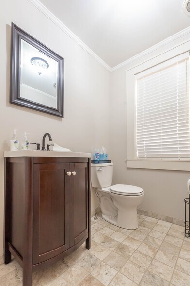 More Photos Of 179 E Main St, Plain City Loft Creative Space For Lease