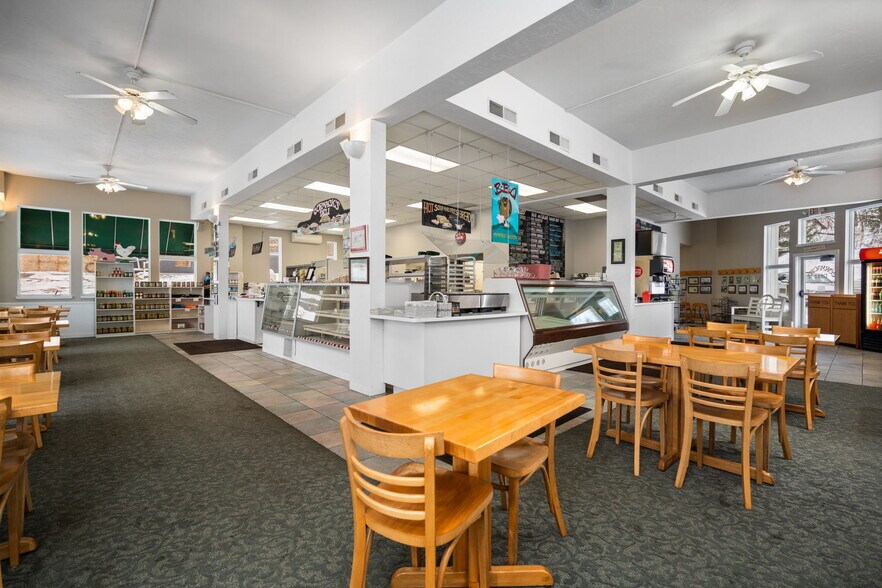 More Photos Of 2569 Charlevoix Rd, Petoskey Restaurant For Sale